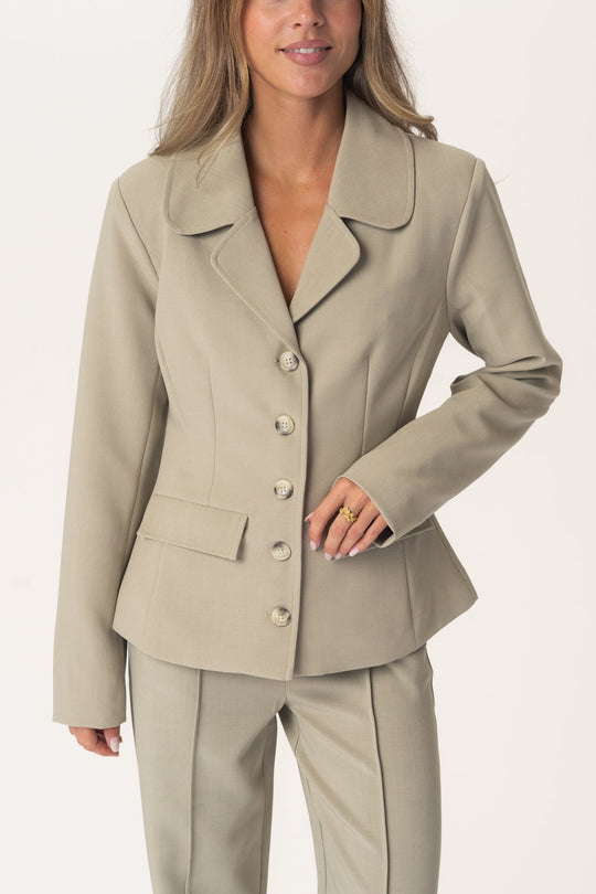 ClaraIC Blazer (Preorder del. week 36) - Staubiges Beige