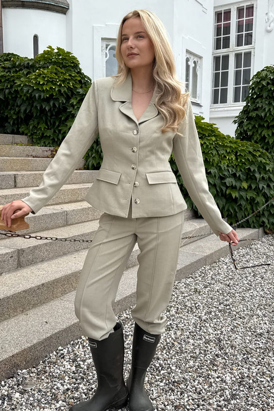 SignatureIC Bügelfaltenhose (Preorder del. week 35) - Staubiges Beige