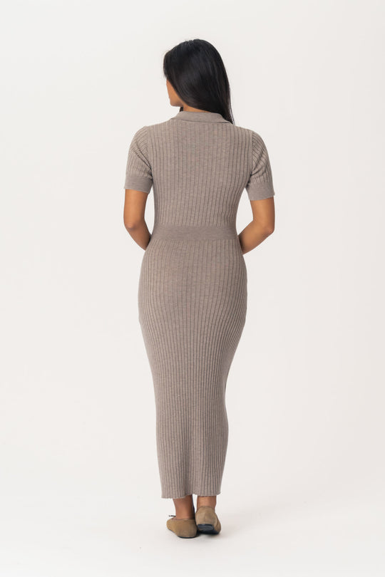 OdetteIC Kleid mit kurzen Ärmeln - Hellbraun